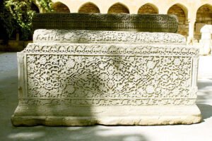 İçərişəhərdə yerləşən Sənduqə