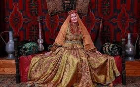 Şəki bölgəsinin milli geyimləri